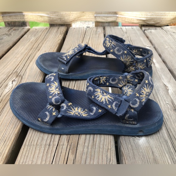 TEVA sandals sun & moon size 7 - Picture 4 of 6
